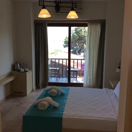 Hotel Goelkoey Suites Otel *