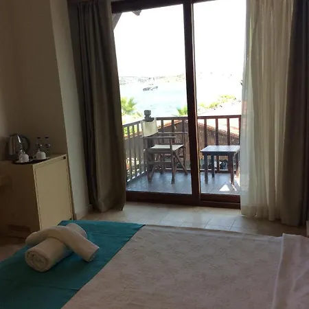 Goelkoey Suites Otel Hotel *